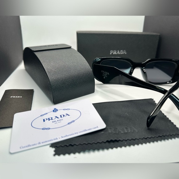 Brand PR 17WS Black Grey Lens Rectangle Stylish Sunglasses - Picture 2 of 14